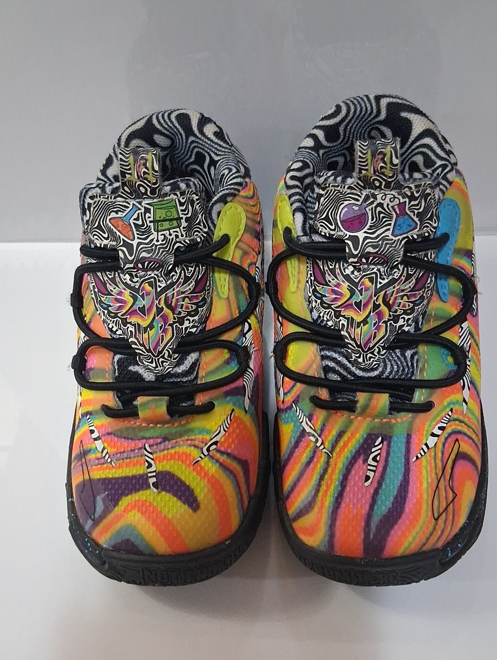 Puma Kids Rainbow Graphic Sneakers in Black, Yellow, Blue, Pink